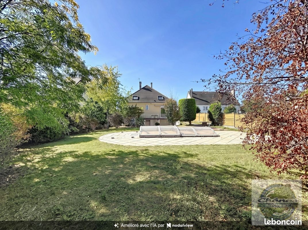 Maison 8 pièces 194 m² · à Auxerre · 194 m² · 420 000 €