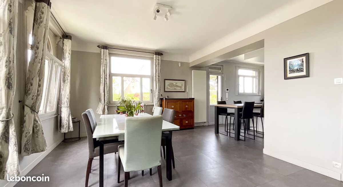 Maison 11 pièces 266 m² · à Templeuve-en-Pévèle · 266 m² · 750 000 €
