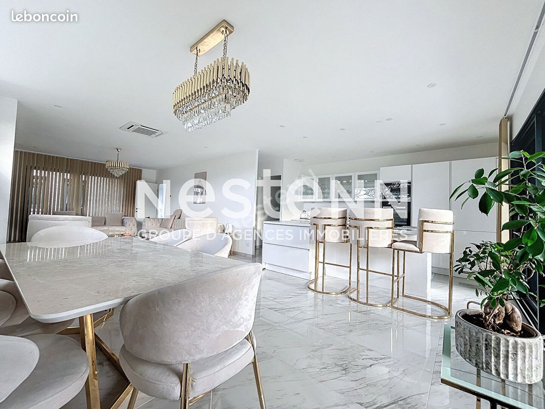 Maison 5 pièces 121 m² · à La Chapelle-de-Guinchay · 121 m² · 359 000 €
