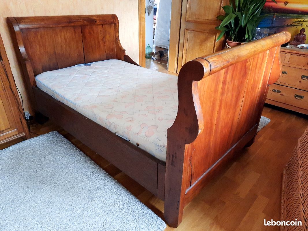 Lit 1 place style Louis Philippe à vendre 80 euros (image 2)