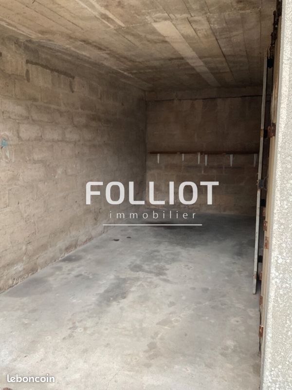 Parking/box SAINT LO · à Saint-Lô · 60 €/mois