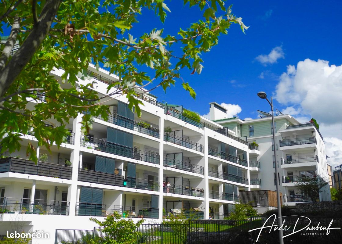 Appartement 3 pièces 80 m² · à Saint-Julien-en-Genevois · 80 m² · 392 000 €