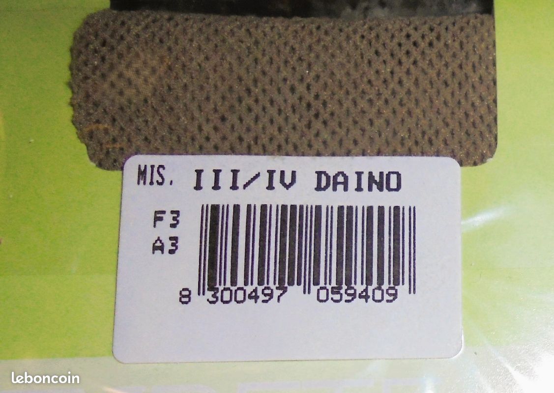 Bas nylon jarretière de luxe taille 38 une paire noire et une paire bronzée - Vêtements