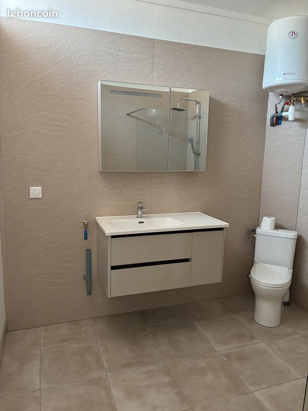 Appartement 2 pièces 50 m² · à Fort-de-France · 50 m² · 760 €/mois