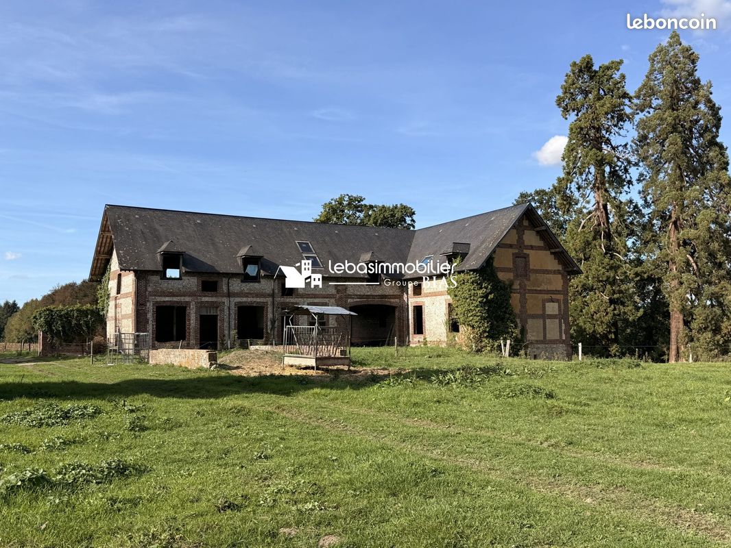 Maison 7 pièces 500 m² · à Mesnil-Panneville · 500 m² · 212 000 €