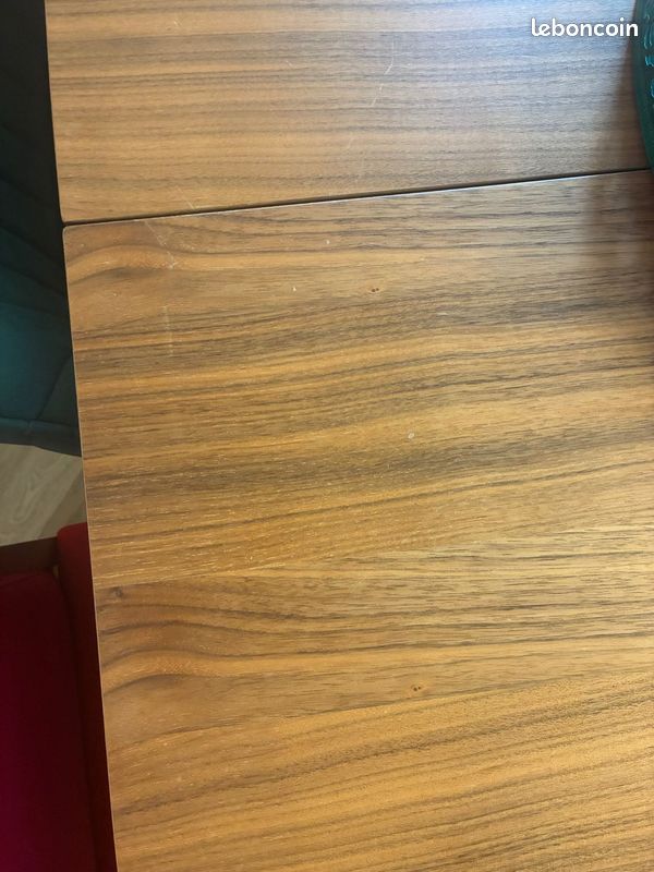 Table à manger 150cm extensible WATFORD Noyer - 6/8pers (image 4)