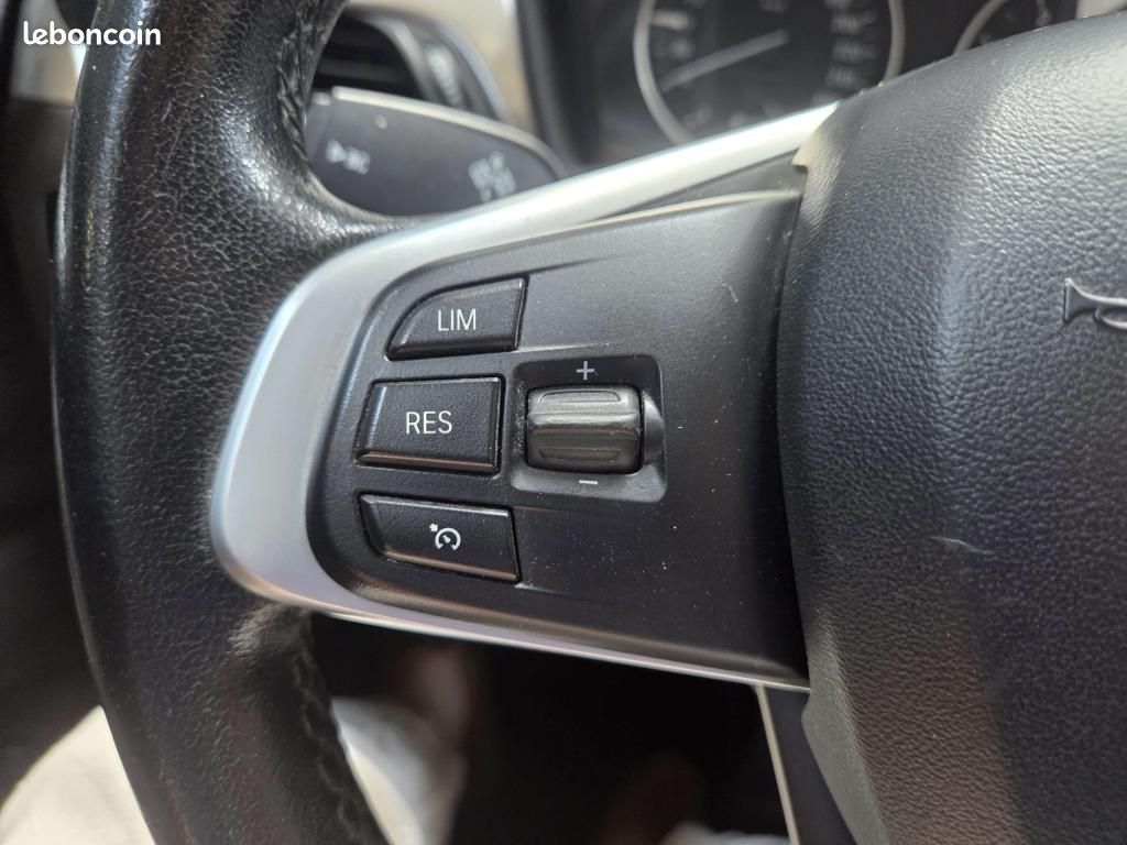 BMW X1 sDrive 18d - BVA Sport F48 xLine (image 27)