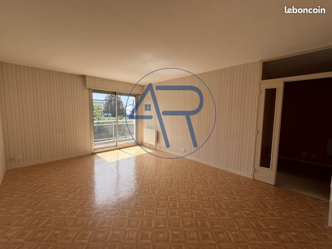 Appartement 3 pièces 74 m² · à Brioude · 74 m² · 550 €