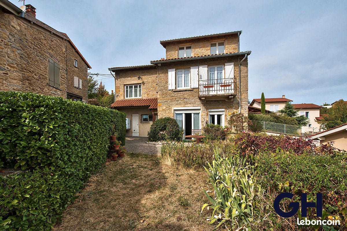 Maison 4 pièces 106 m² · à Saint-Didier-au-Mont-d'Or · 106 m² · 500 000 €