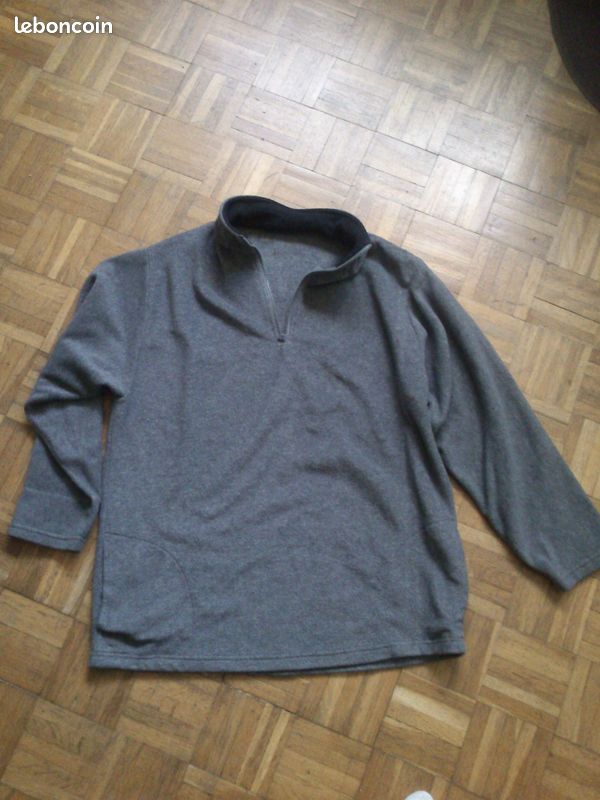 Pull polaire gris taille 50 (image 1)