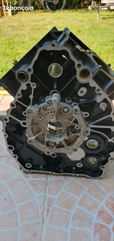Honda CX650 E et GL Carter moteur central (image 3)