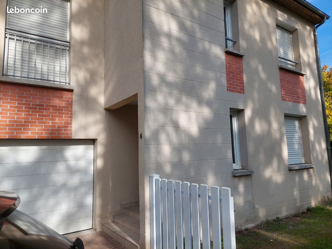 Maison 5 pièces 105 m² · à Tours · 105 m² · 1 300 €/mois