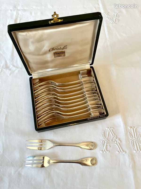 12 Fourchettes à Gâteau Christofle – Métal Argenté – Coquille Vendôme – Très Bon État