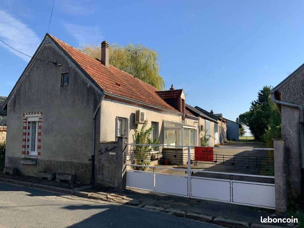 Maison 5 pièces 88 m² · à Bazoches-les-Gallerandes · 88 m² · 144 000 €