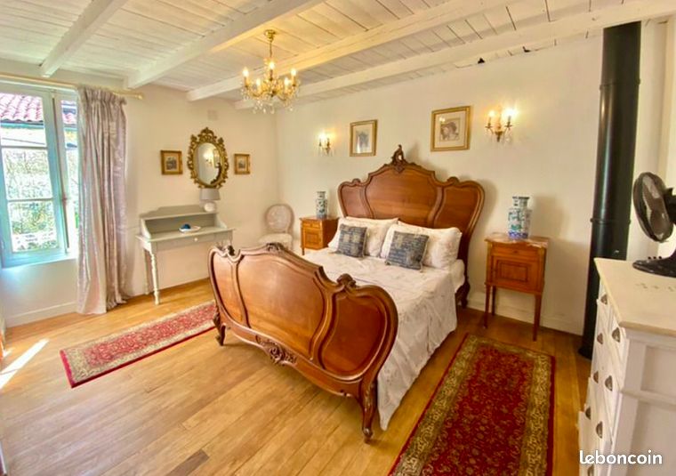 Propriété 3 pièces 65 m² - Pillac 16390 (image principale 5)