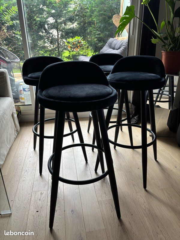 Chaise de bar WOLTU noire (image 2)