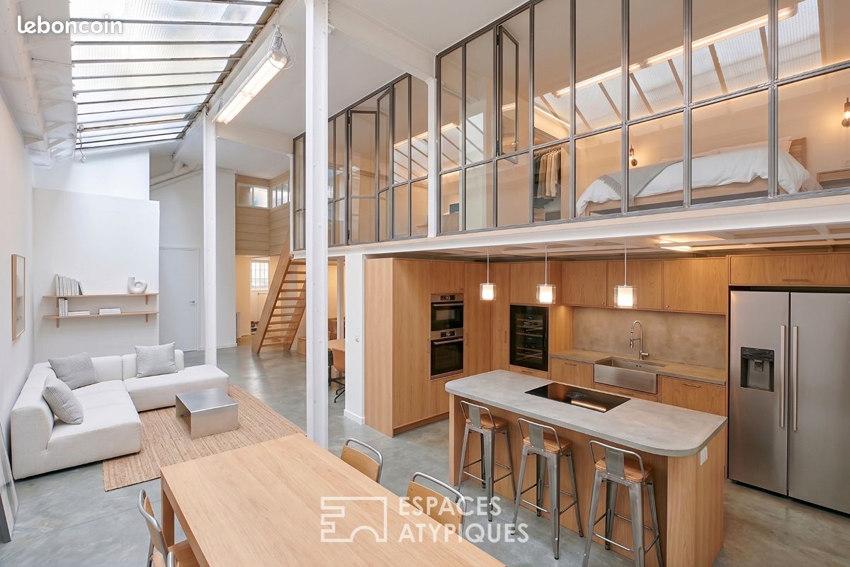 Appartement 4 pièces 149 m² · à Paris · 149 m² · 890 000 €