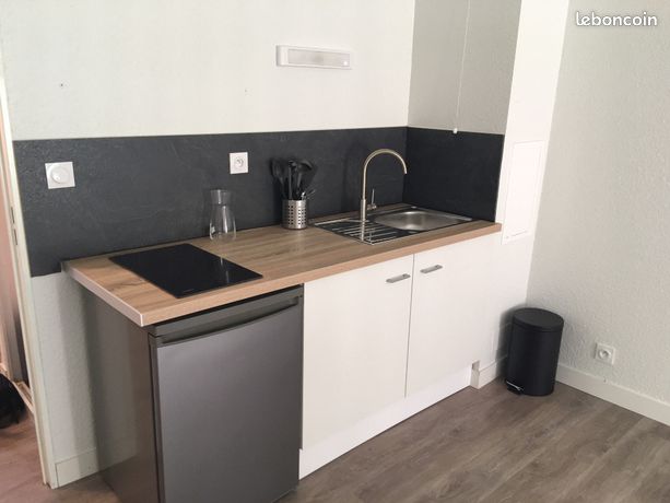 Studio 1 pièce 25 m² — 2