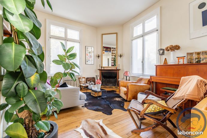Maison 10 pièces 307 m²