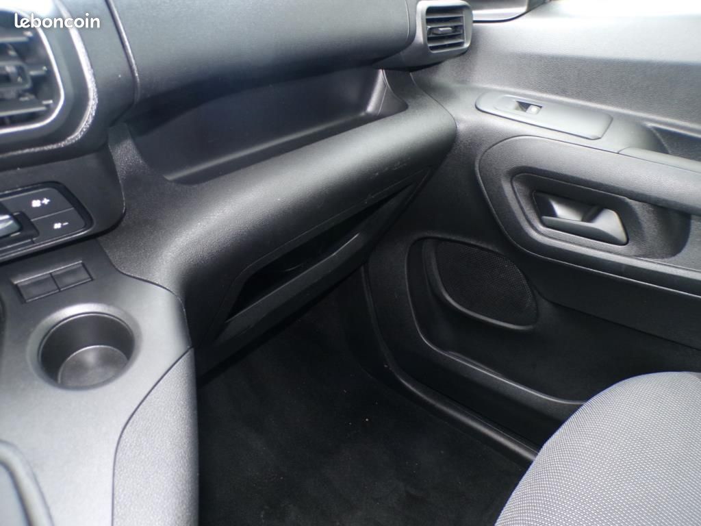 Toyota Proace City 1.5 D-4D 100 MEDIUM STYLE (image 19)