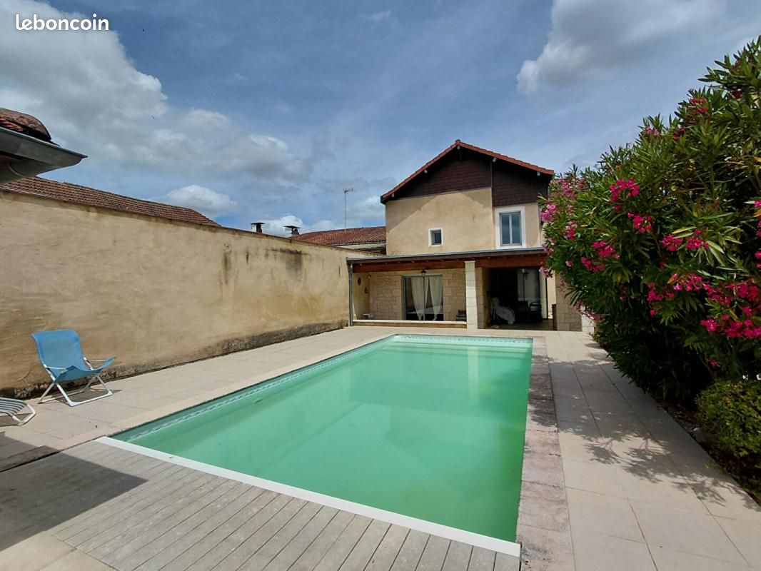 Maison 4 pièces 91 m² · à Mirande · 91 m² · 266 250 €