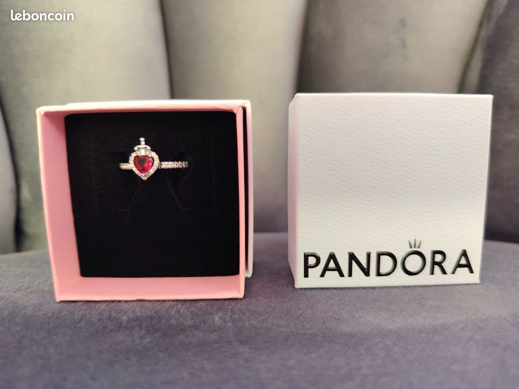 Bague pandora Disney
Excellent état
Taille:52. 16,5mm
Envoi avec boîte
Envoi rapide
#pandora52#baguepandora#disney#
Taille:52. 16,5mm
Neuf
Envoi avec ça boîte
Envoi rapide
#pandora52 (image 3)