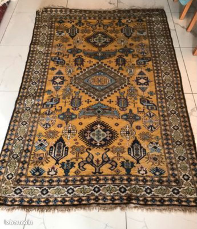 Tapis oriental (image 1)