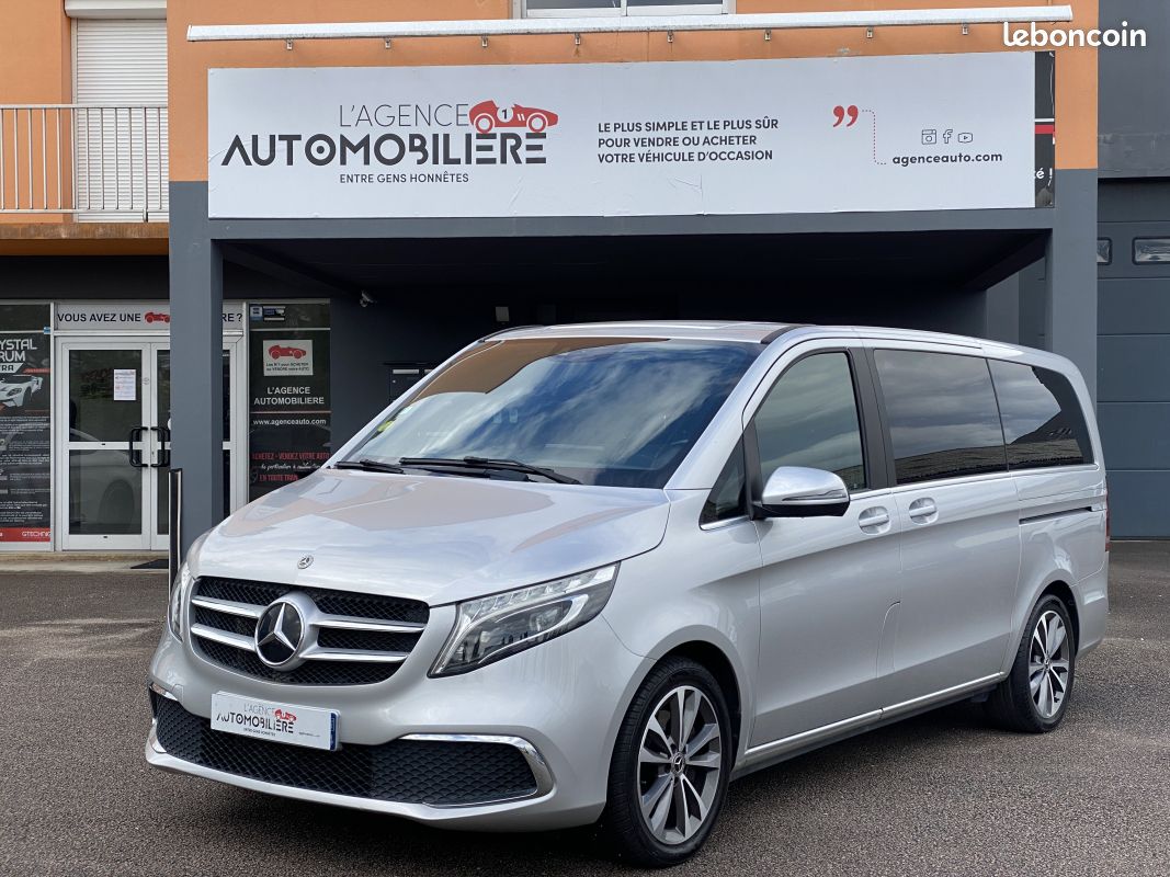 Luxury vehicle dashboard interior
