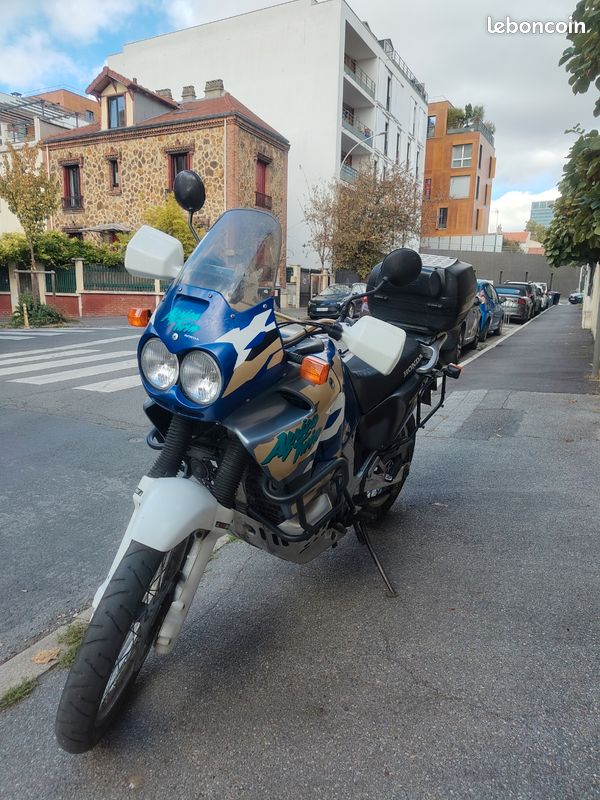 Africa twin (image 3)