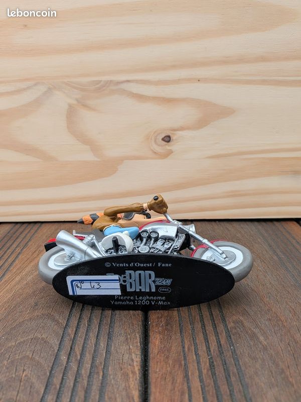 J061 - Figurine Joe Bar Team – Pierre Leghnome – Yamaha 1200 V-Max – Neuve sous blister - Collection
