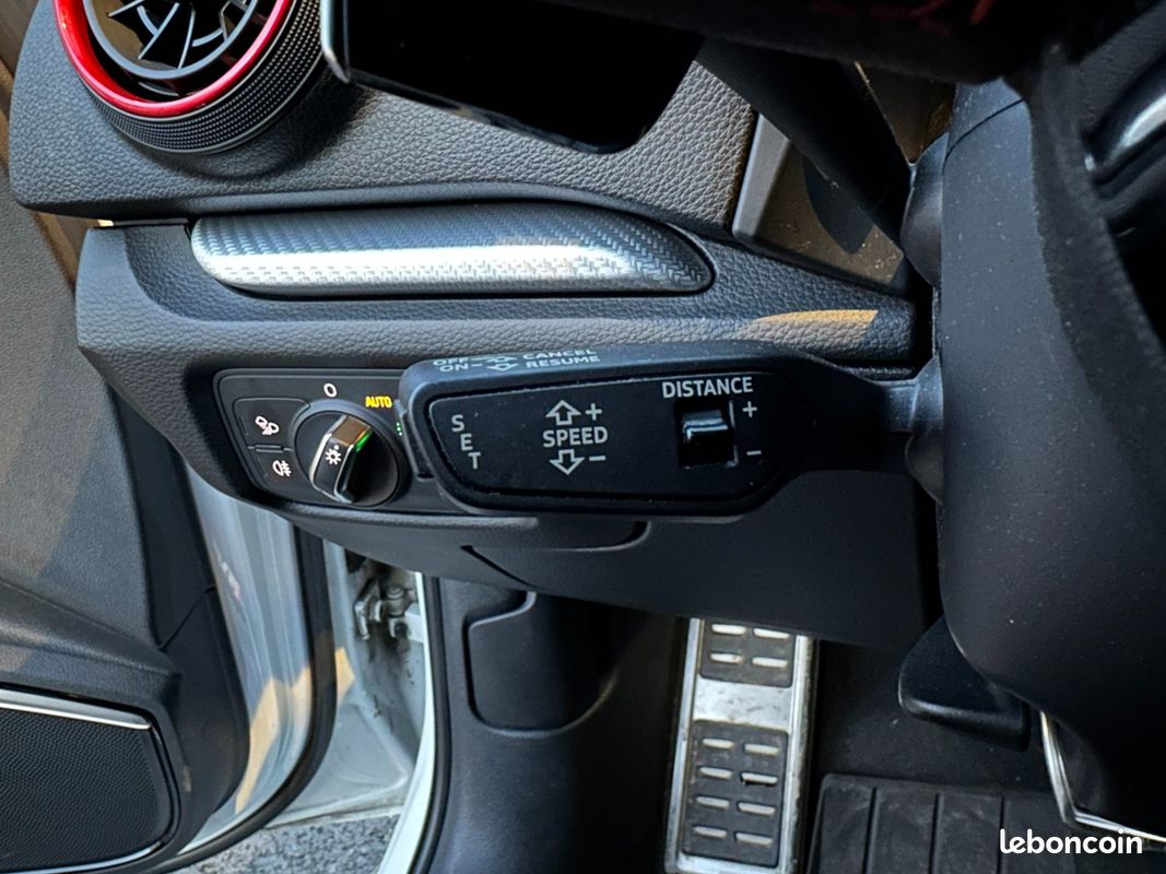 AUDI RS3 SPORTBACK Berline 2.5 TFSI DAZA 400 S tronic 7 Quattro Immat FR *Sieges RS / Toit ouvrant / Bang Olufsen (image 23)