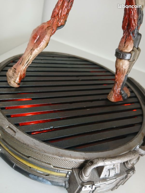 Figurine Doom 2016 (image 2)