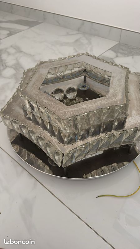 Lustre (image 3)
