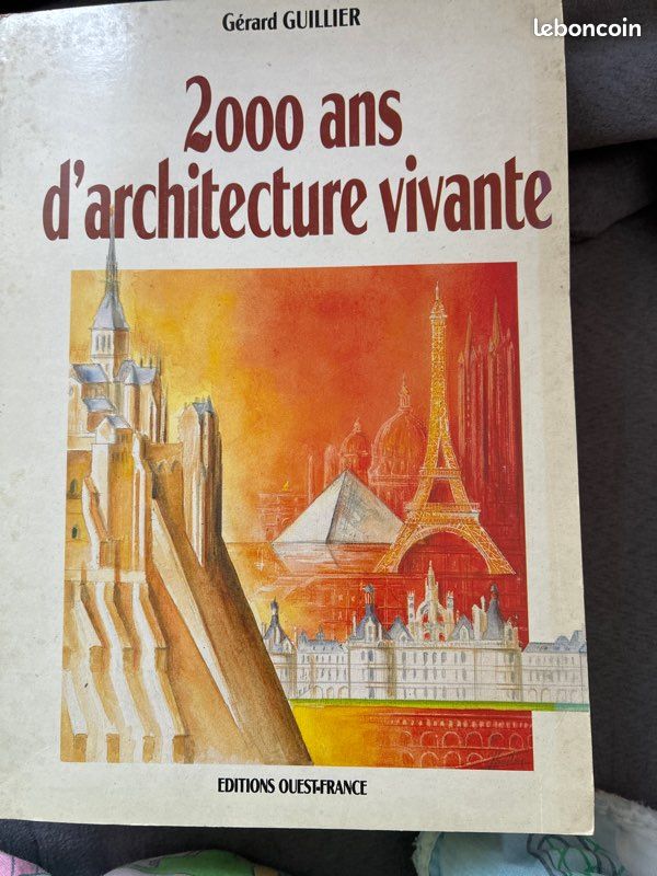 Je vends un lot de 4 ouvrages consacrés à l’architecture et à l’urbanisme : (image 4)