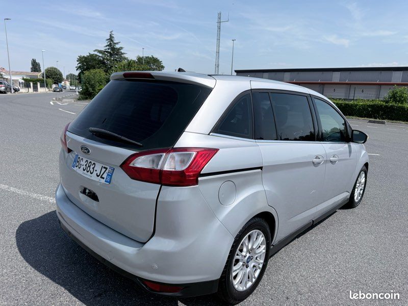 Ford Grand c Max 1.6l titanuim 121000 km fulls options garantie, 15 mois (image 3)