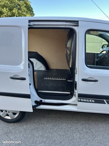 Renault KANGOO II EXPRESS 1.5 DCI 90CH EXTRA R-LINK Motricité Renforcée (image 18)