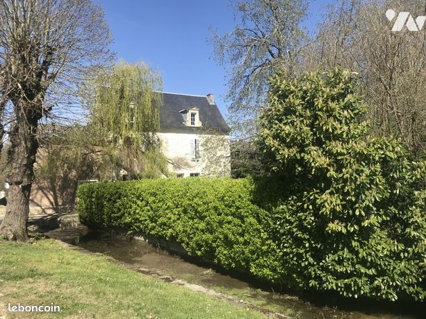 Maison 12 pièces 180 m²