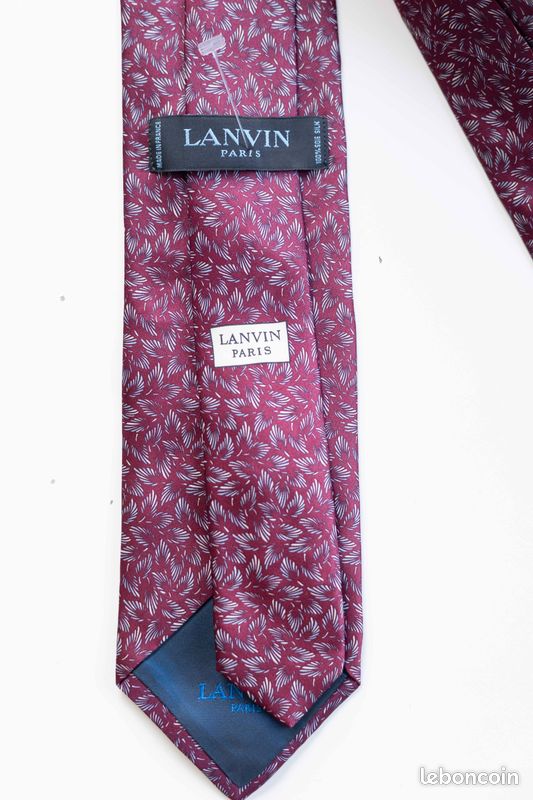Cravate Lanvin Paris En Soie Pure – Motif Insectes – Bleu – Très Bon état