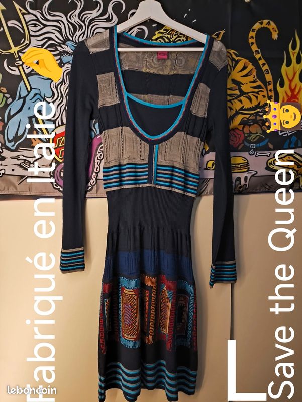 Robe Save The Queen Taille L 40% Laine 40e Vêtements