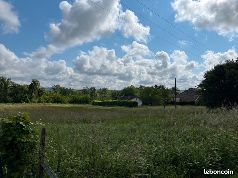 Terrain 2560 m² · à Bellocq · 87 920 €