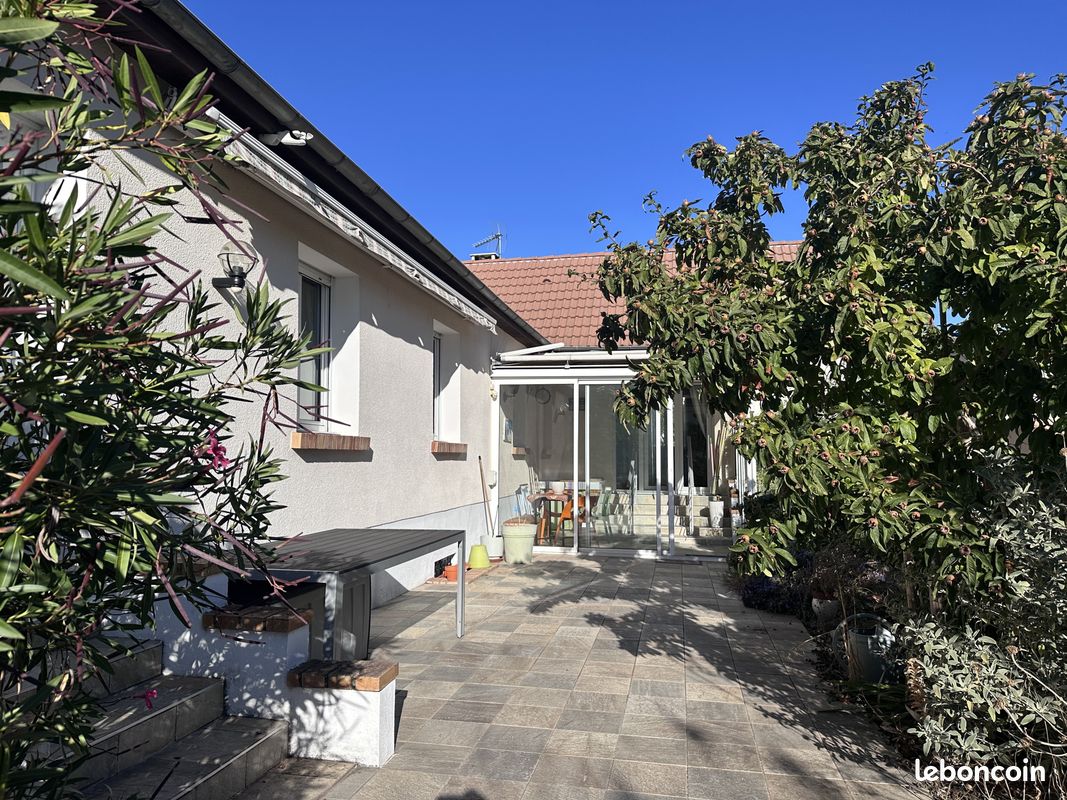 Maison 4 pièces 105 m² · à Bourges · 105 m² · 264 000 €