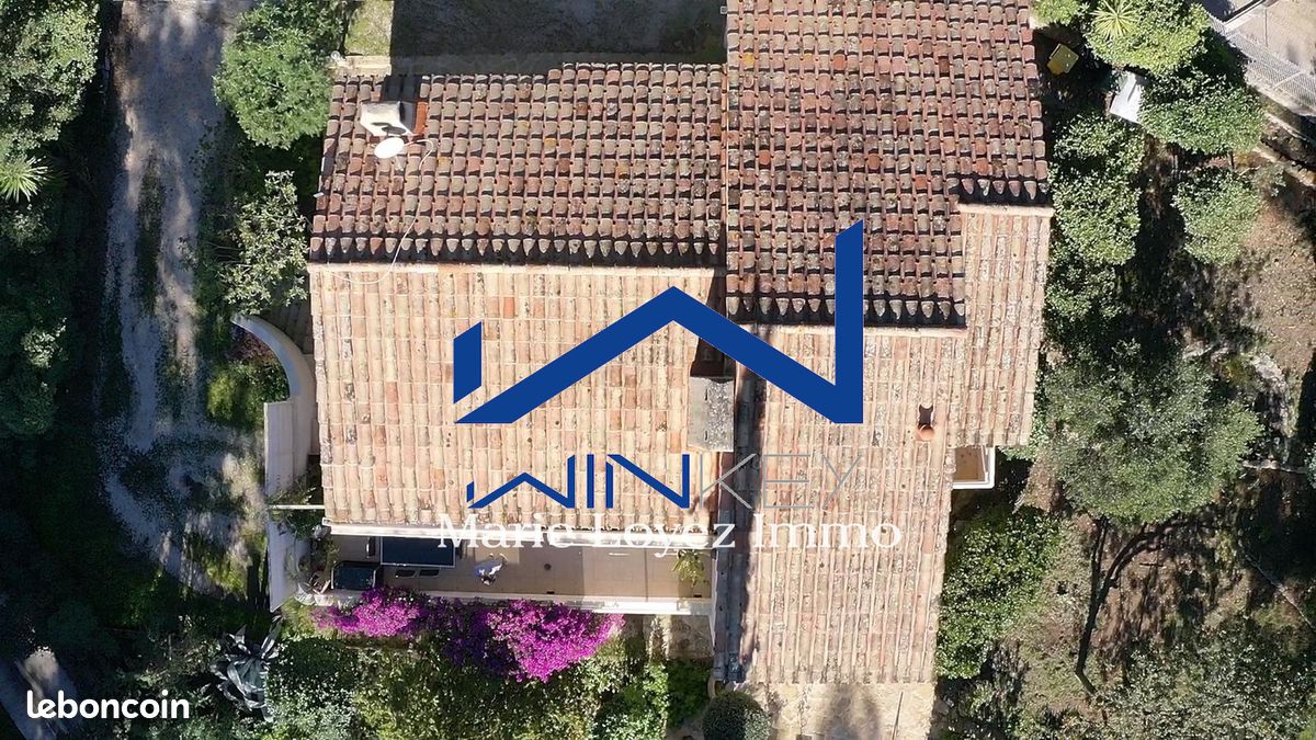 Maison 6 pièces 191 m² · à Ceyreste · 191 m² · 745 000 €