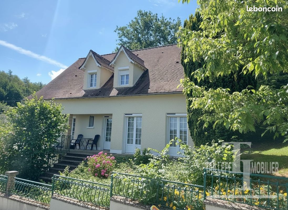 Maison 6 pièces 155 m² · à Boulazac Isle Manoire · 155 m² · 305 000 €