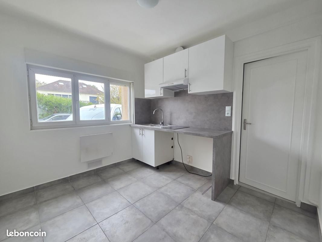Appartement 1 pièce 26 m² · à Sainte-Geneviève-des-Bois · 26 m² · 615 €/mois