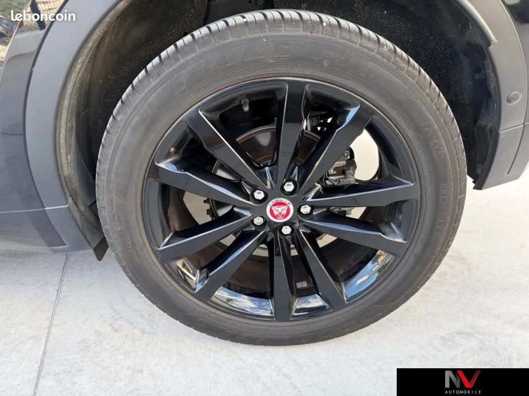 Jaguar E-pace 2.0 D180 180 R-DYNAMIC SE AWD BVA (image 12)