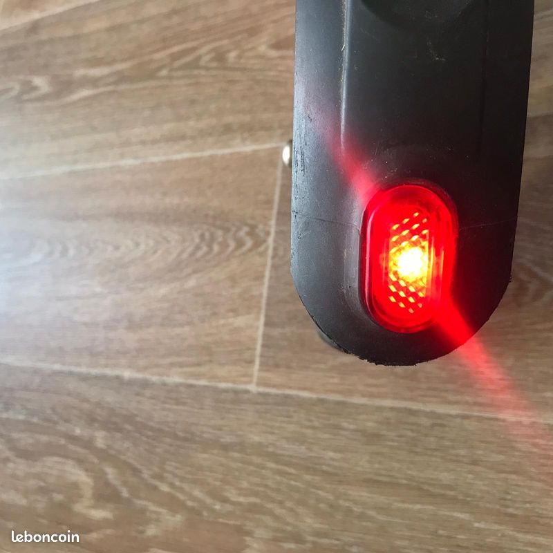 Trottinette électrique e-road ( 350 W ) (image 8)