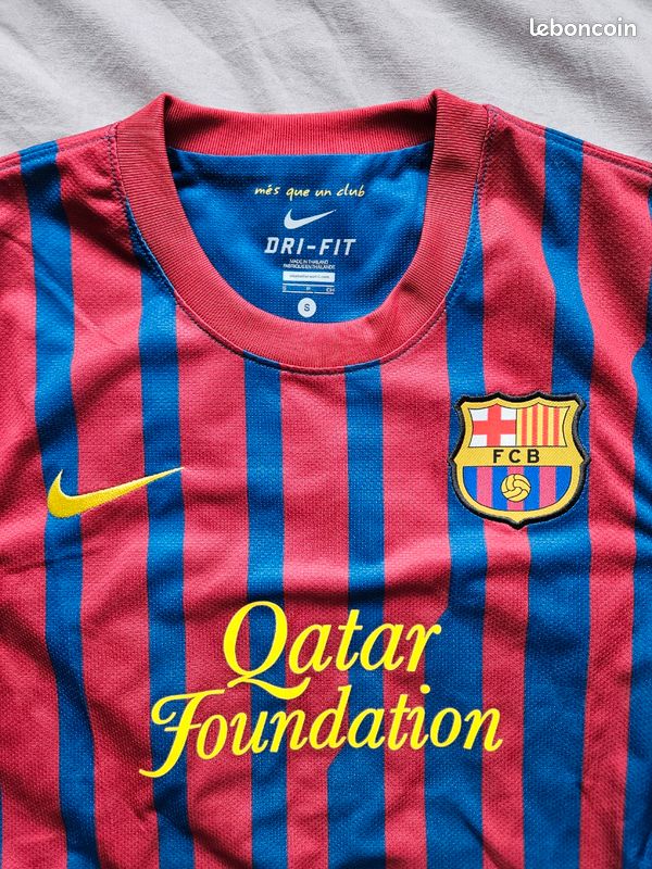 Maillot de Foot - Nike - FC Barcelone Authentique - Domicile Saison 201112 - Maillot - Manche Courte - Bleu/Rouge/Jaune | Pro:Direct Soccer