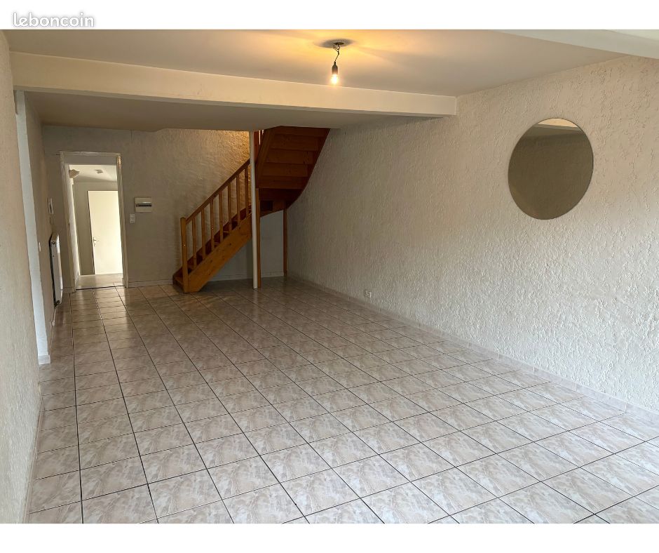 Appartement 5 pièces 127 m² · à Revel · 127 m² · 620 €/mois