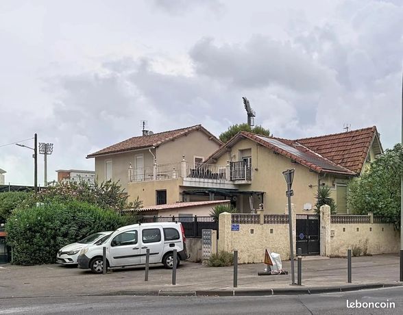 Maison 223 m² Marseille 9eme — 1