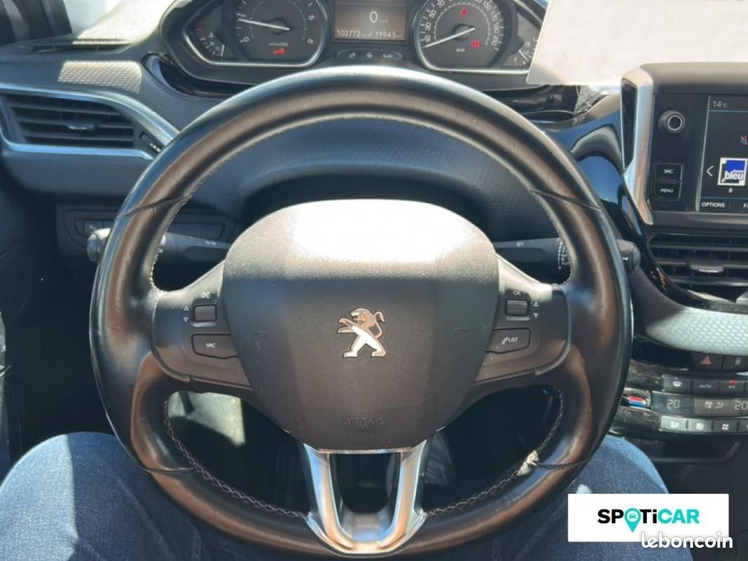 Peugeot 2008 BlueHDi 100ch S&S BVM5 Allure (image 13)
